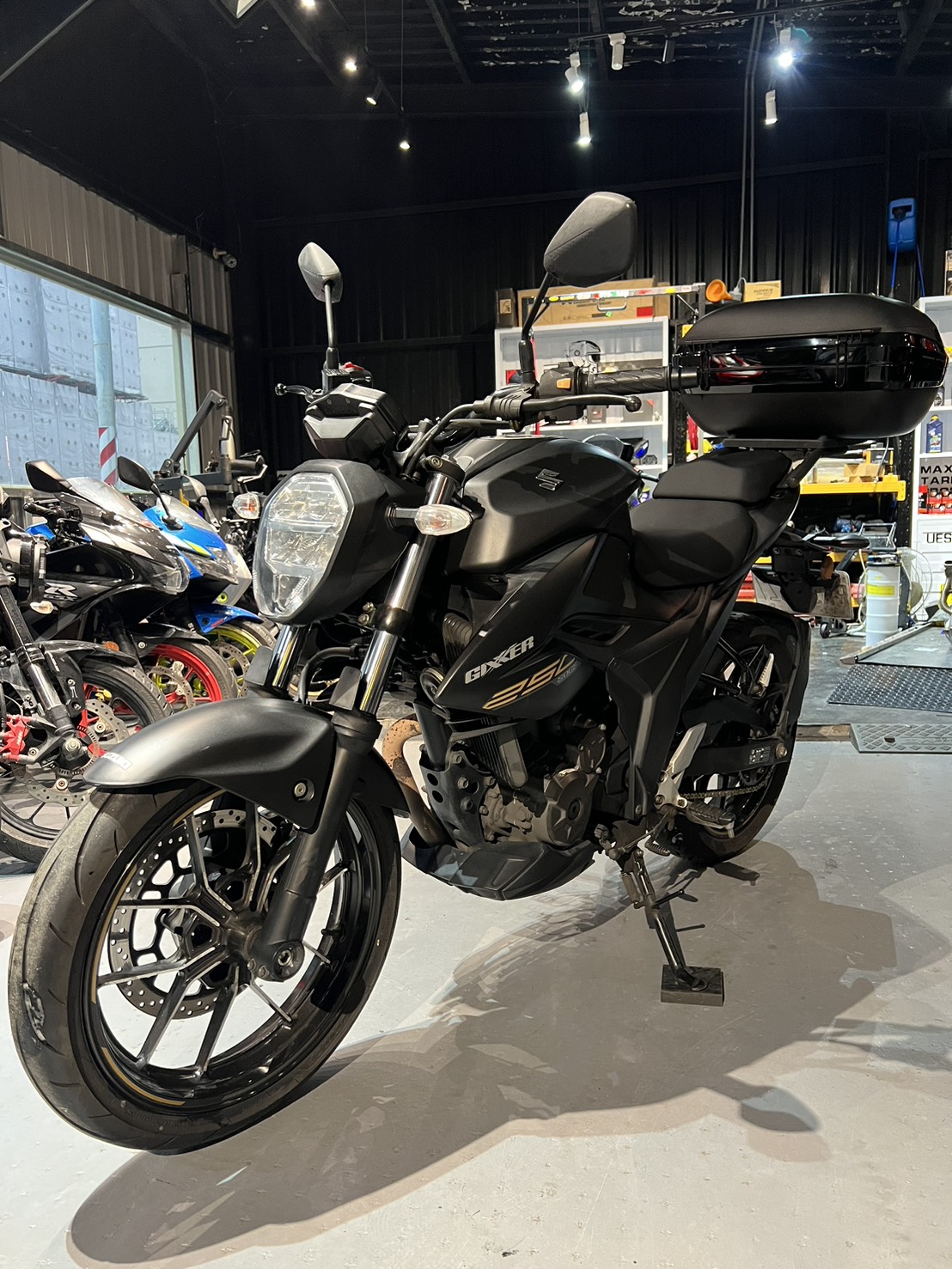 Suzuki Gixxer250