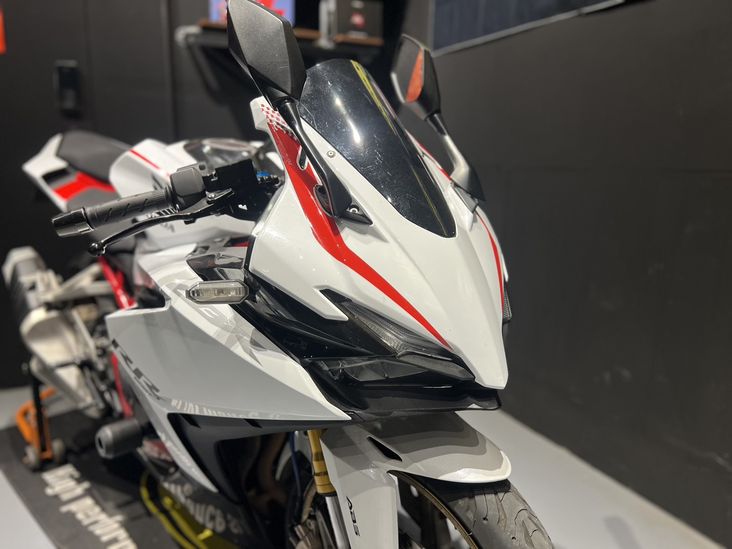 cbr250rr-image
